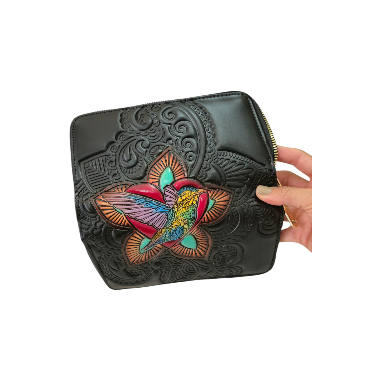 Billetera artesanal de piel con colibrí grabado y pintado a mano