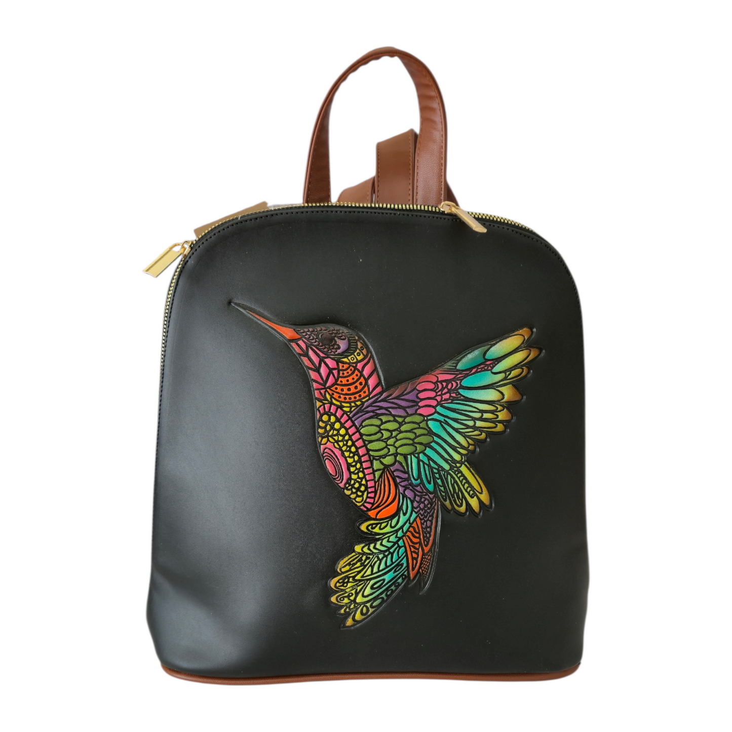 Bolsa Mochila Artesanal Negra con Colibrí Multicolor Grabado – Estilo Único y Elegante