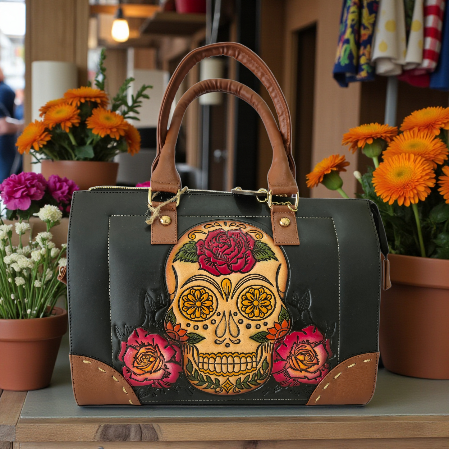 Bolsa de Mano Artesanal con Calavera Floral | Diseño Elegante y Único