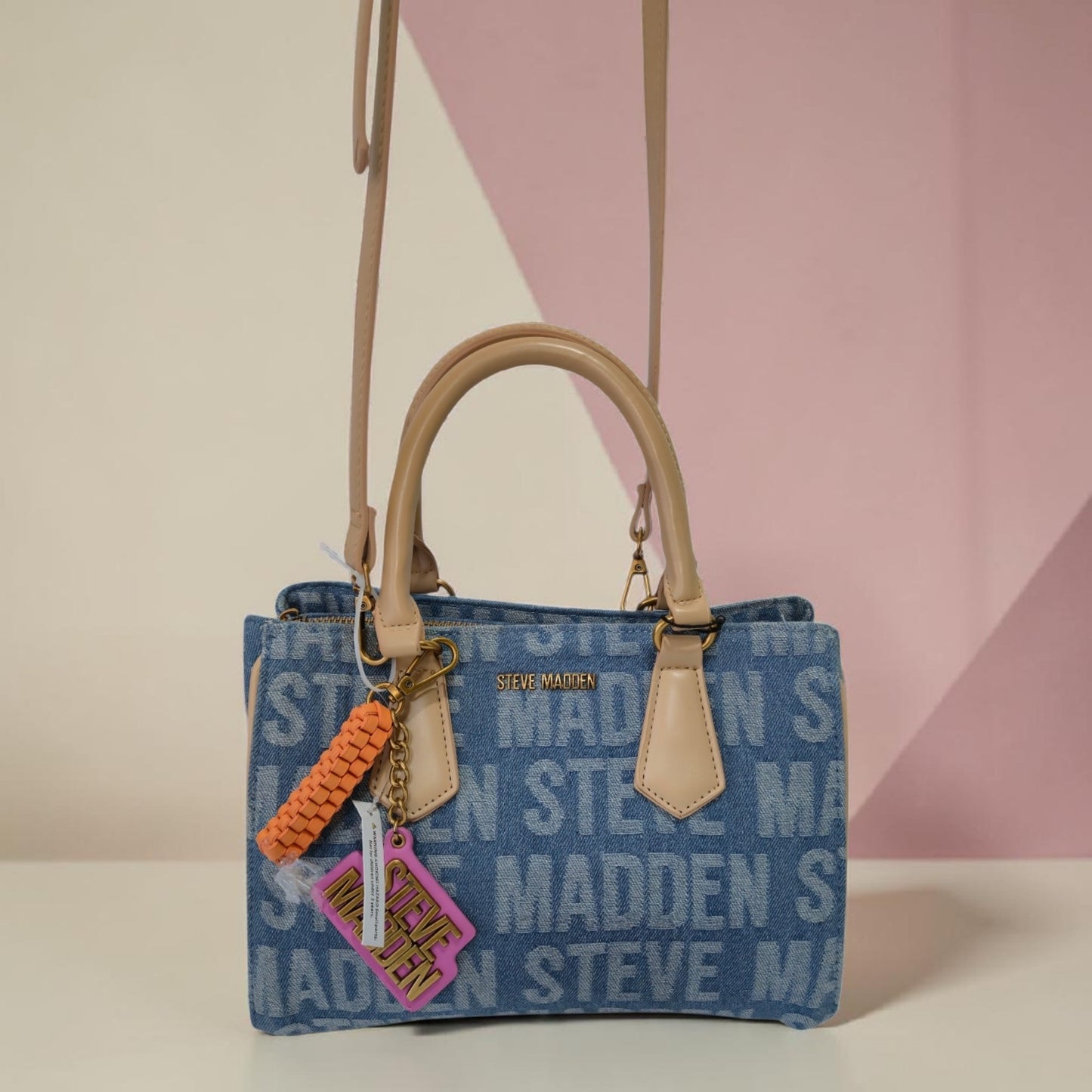 Bolsa Steve Madden Denim de Mano con Correa Ajustable