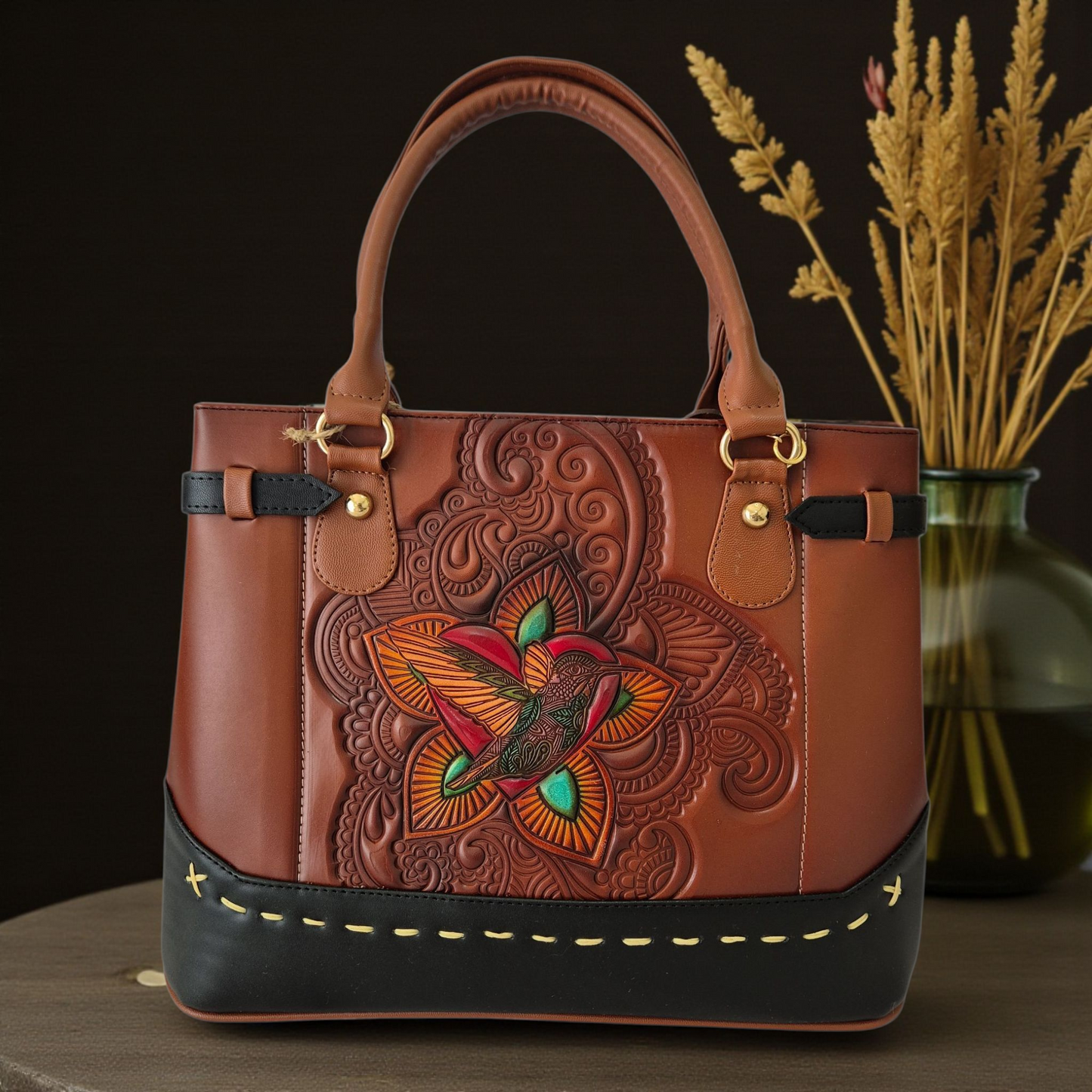 Bolsa artesanal grabada con colibrí multicolor — Hecha a mano en México