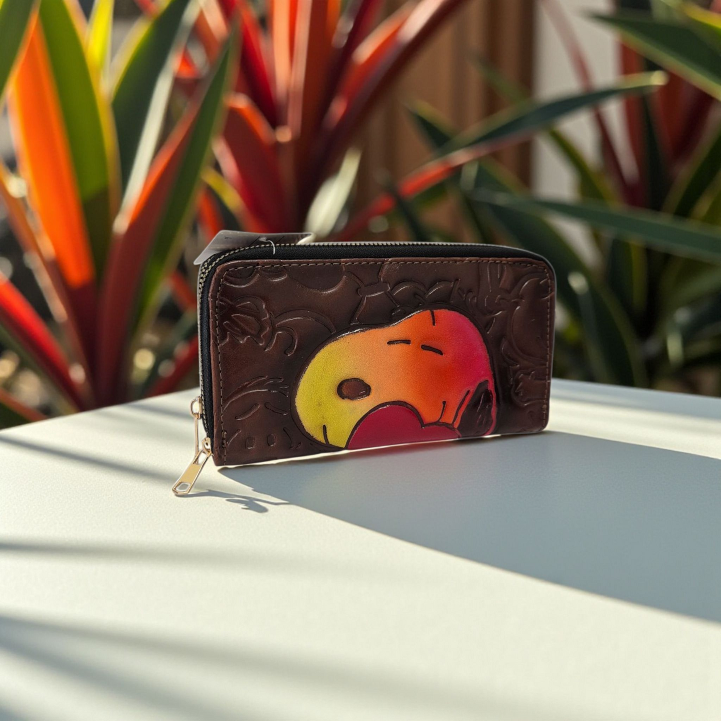 Billetera artesanal grabada con diseño colorido – 12 tarjeteros y 4 compartimentos para billetes