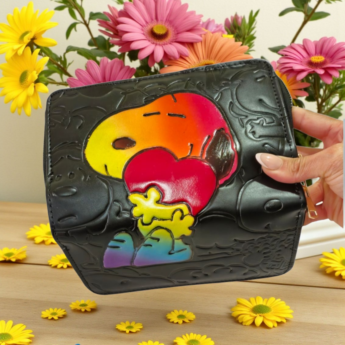 Billetera Artesanal de Piel Grabada – Dos Compartimentos con Cierre