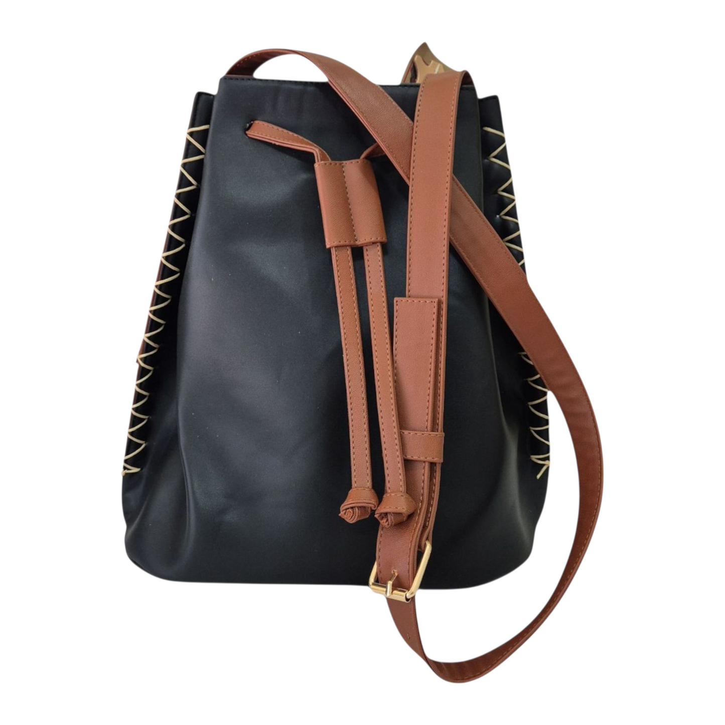 Bolsa tipo bucket artesanal con diseño animado pintado a mano