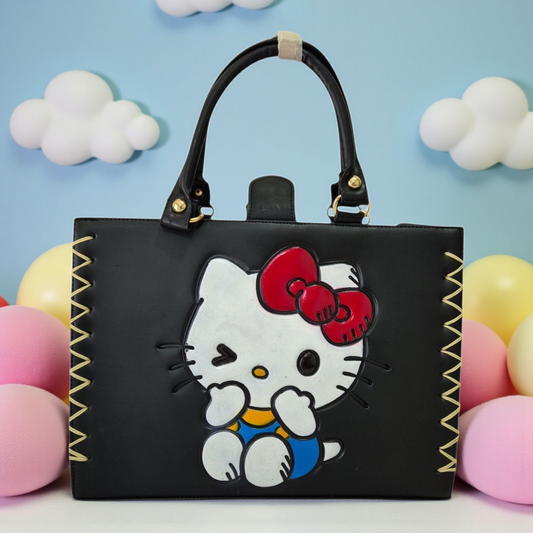 Bolsa artesanal con diseño de personaje tierno inlcuye cosmetiquera