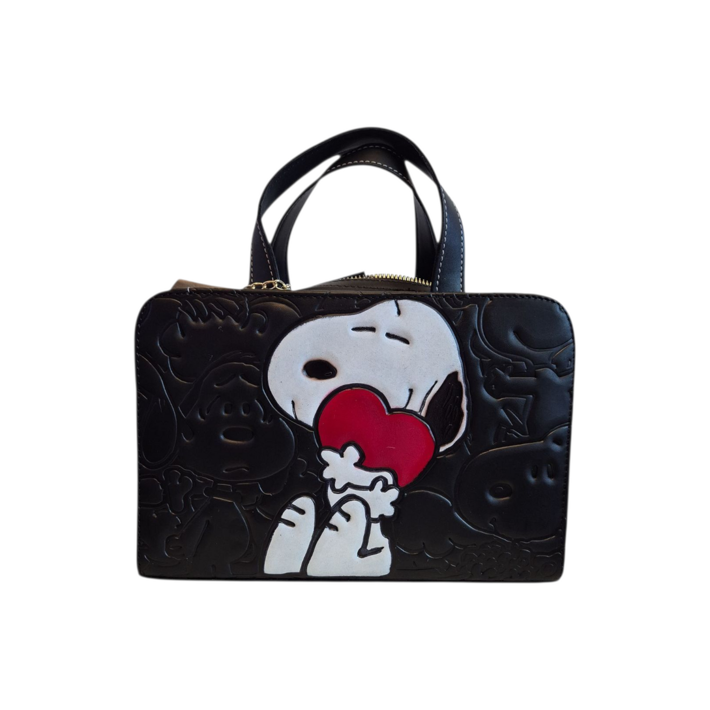 Bolsa crossbody negra con diseño grabado con personaje y corazón rojo