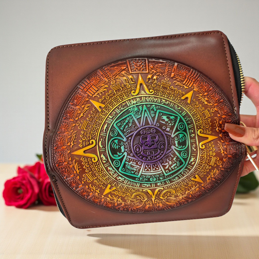 Billetera artesanal doble cierre con diseño calendario azteca multicolor