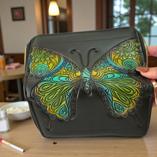 Billetera Doble Compartimento con Mariposa en Relieve