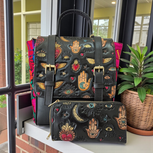 Mochila Artesanal Negra Con Telar Y Relieves De Símbolos Místicos + Cartera