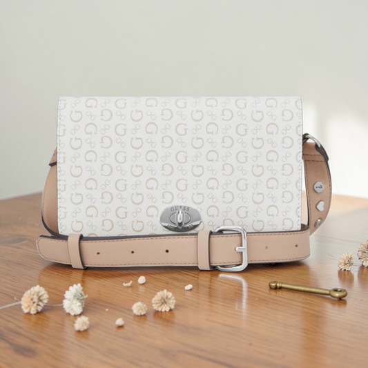 Bolsa Guess Crossbody Blanca con Logo y Correa Ajustable