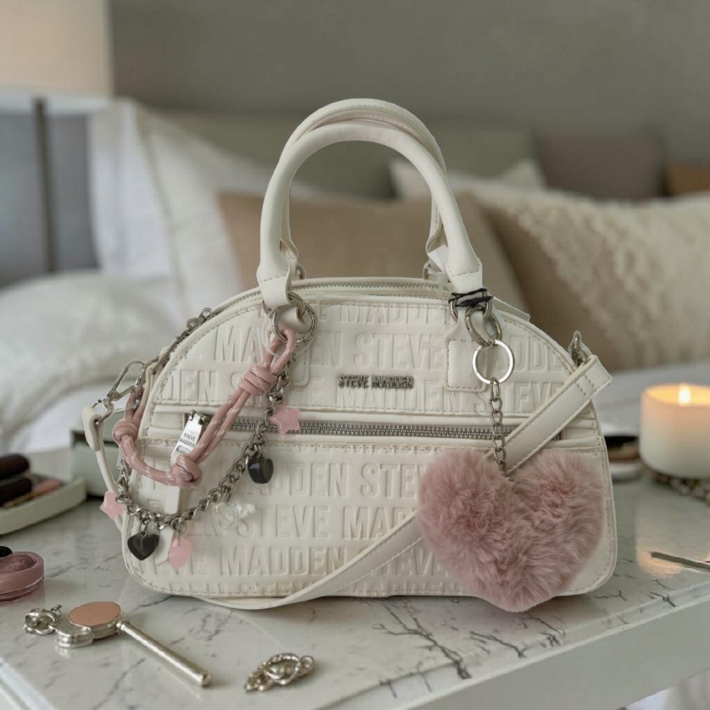 Bolsa Satchel Crossbody Color Vainilla con Correa Ajustable – Steve Madden