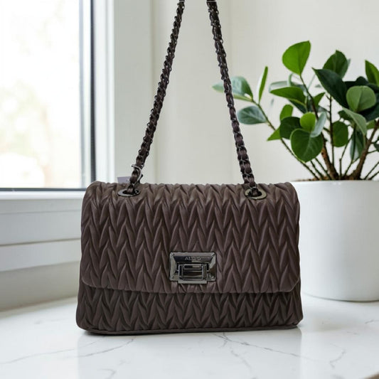 Bolsa Aldo Café Acolchada Tipo Shoulder Bag con Cadena