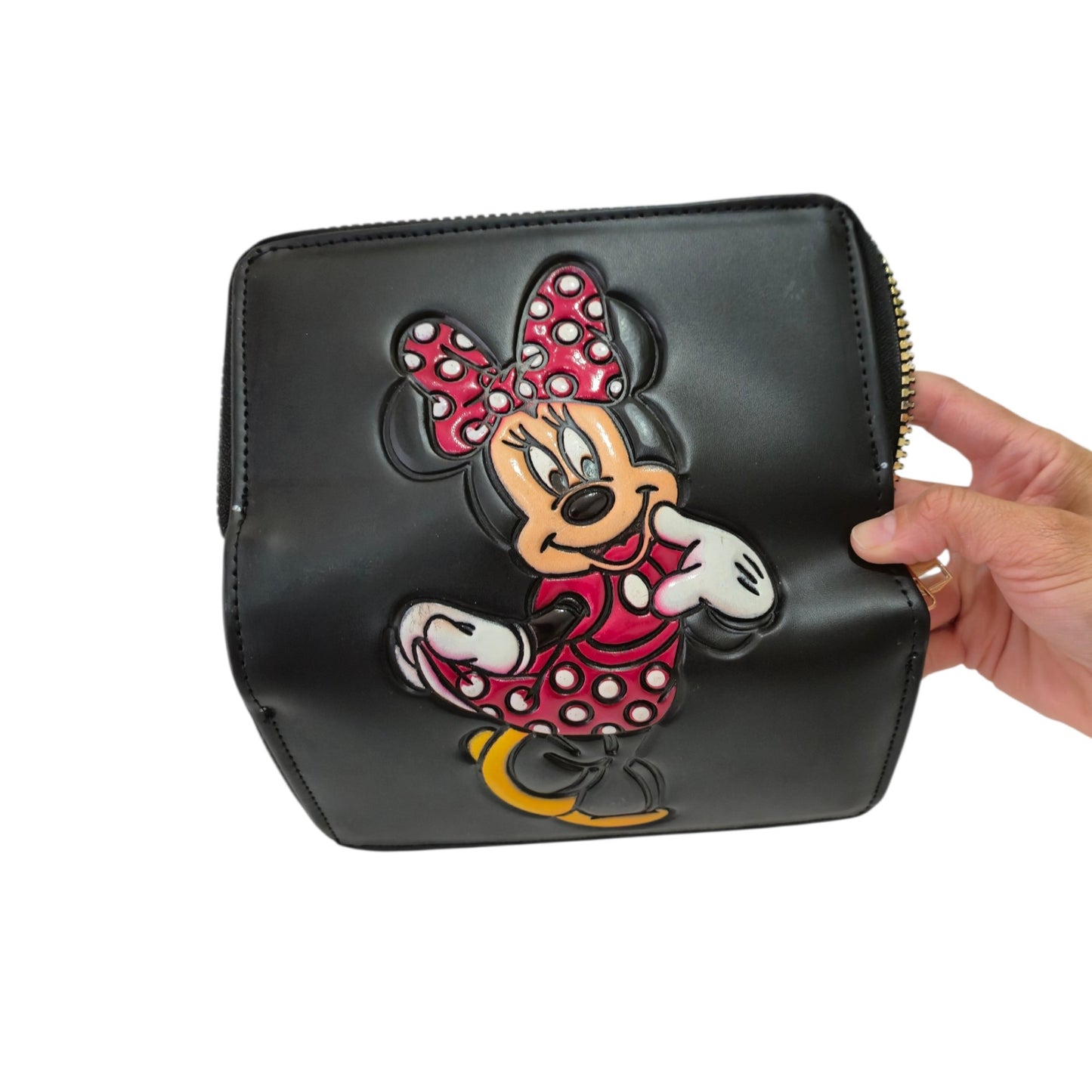 Handmade brown bag. Double reinforced handle. Unique embossed design. Elegant casual fashion.