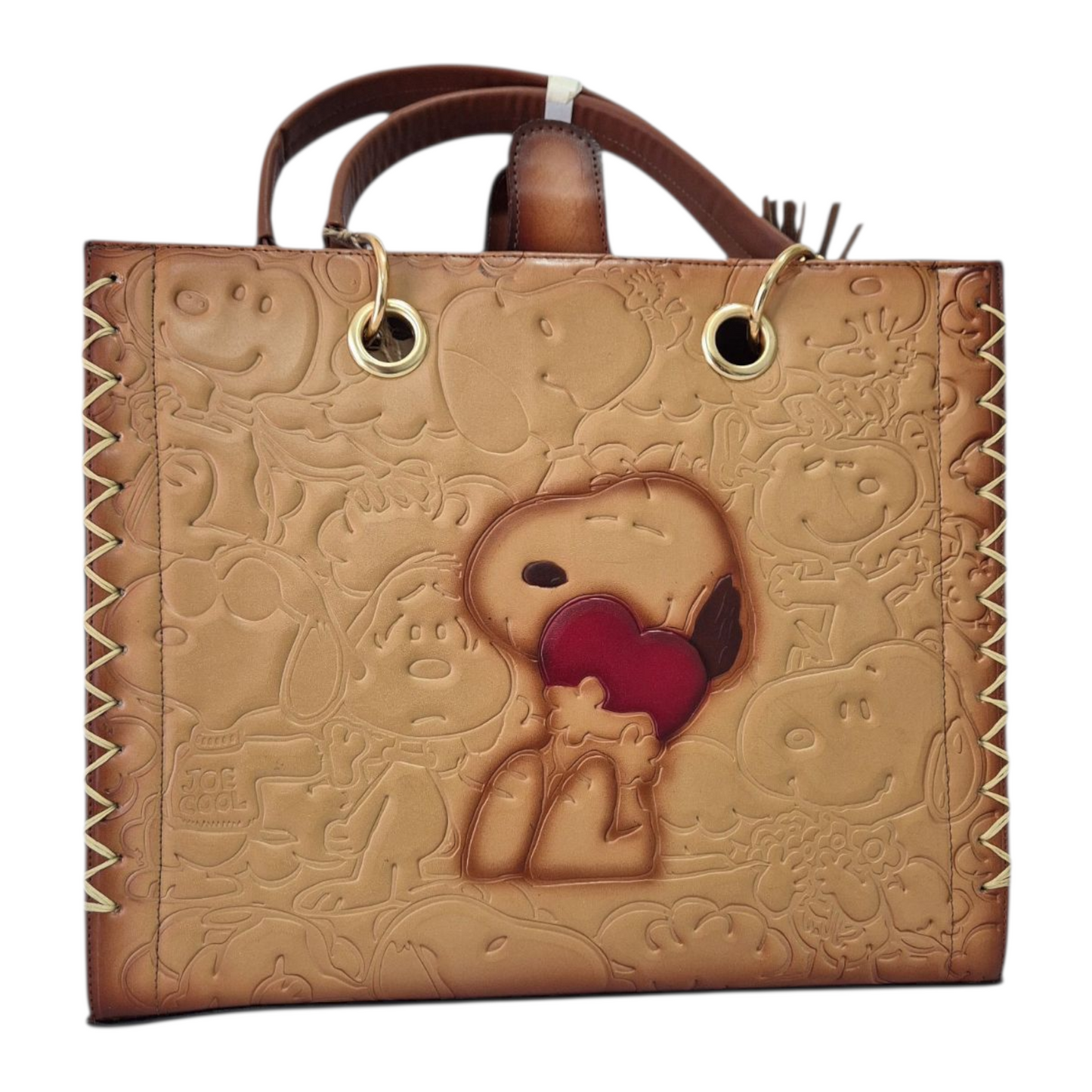 Bolsa artesanal de piel con grabado de personaje tierno y corazón rojo – Tote bag de cuero hecha a mano