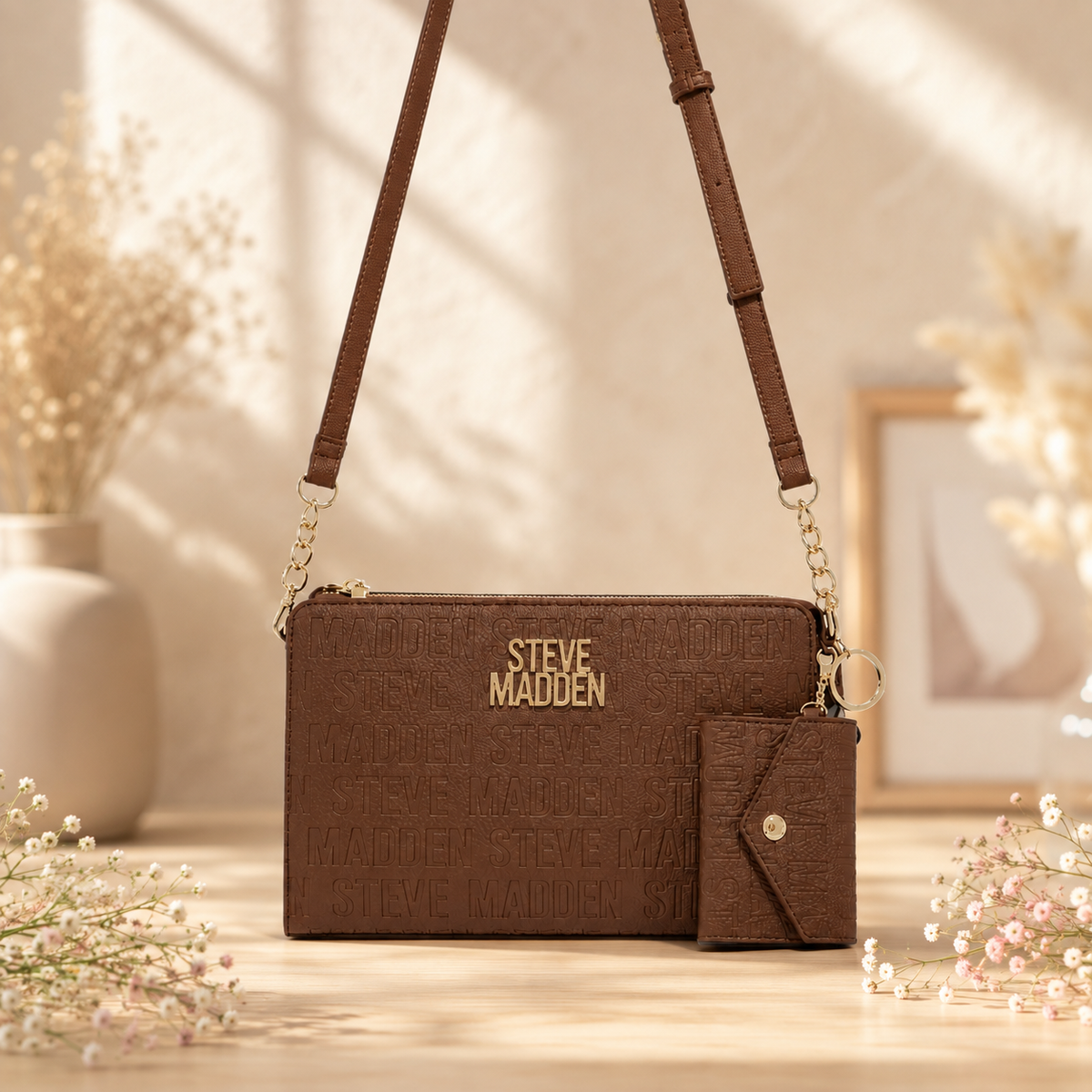 Bolsa Steve Madden Café con Monedero a Juego para Mujer