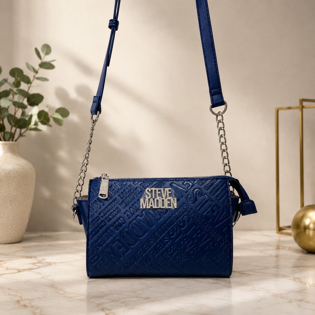 Stylish handbag and crossbody bag with detachable coin purse – modern and practical style